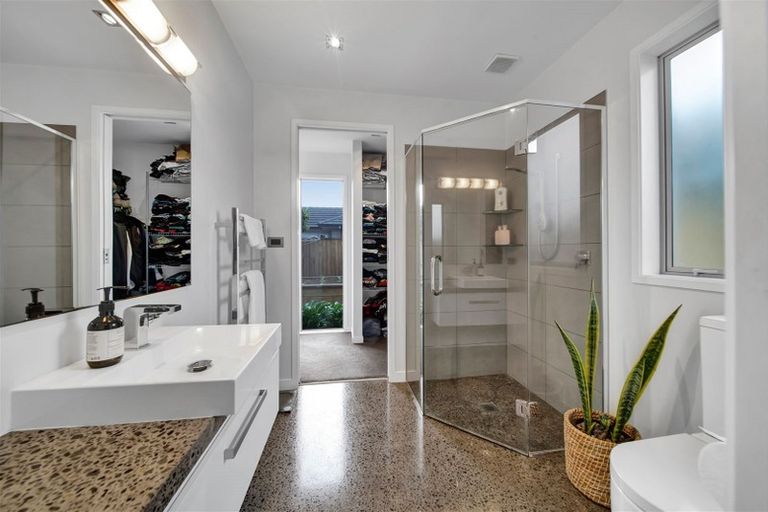 Photo of property in 15 Marlin Terrace, Bell Block, New Plymouth, 4312