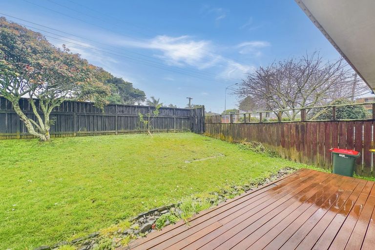 Photo of property in 2/39 Alfriston Road, Manurewa East, Auckland, 2102
