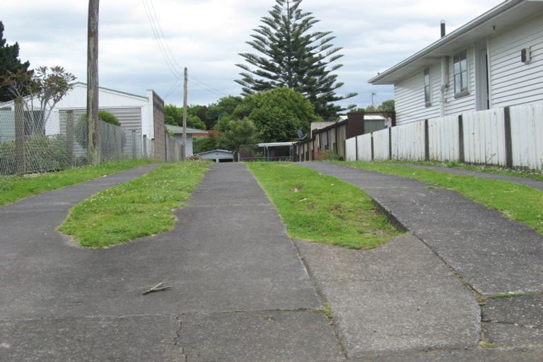 Photo of property in 21 Jordan Road, Mangere, Auckland, 2022