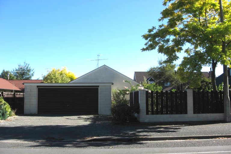 Photo of property in 33 Oak Grove, Ashburton, 7700