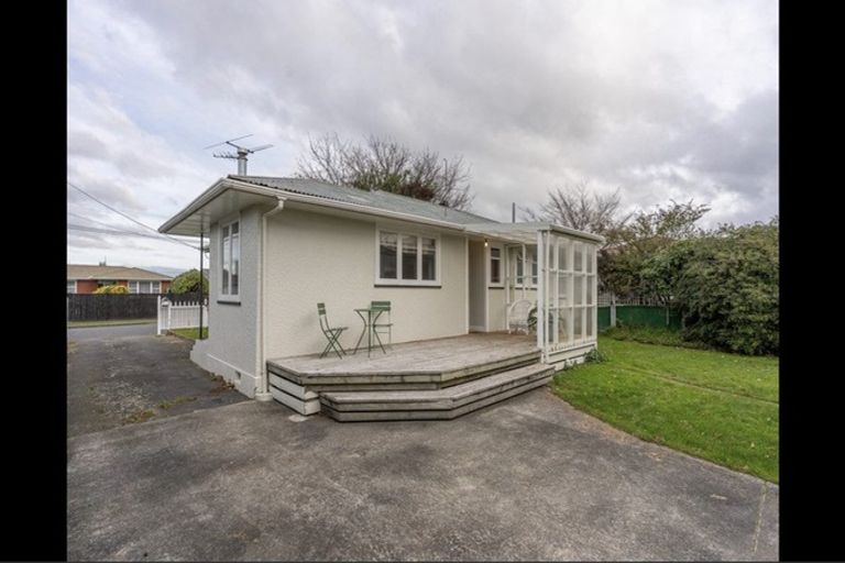 Photo of property in 52 Fergusson Street, Solway, Masterton, 5810