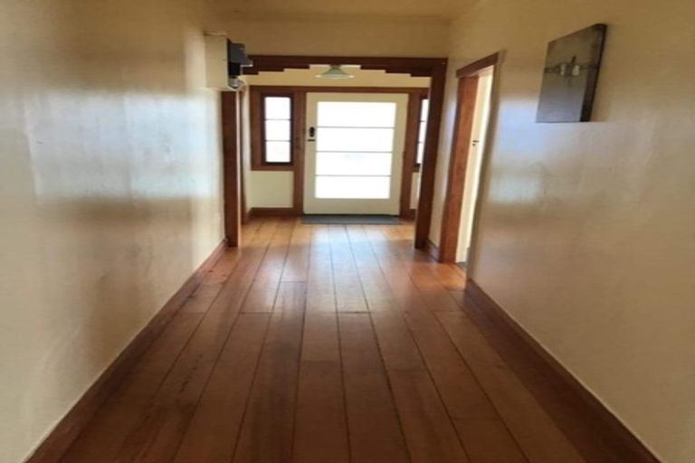 Photo of property in 378a Oxford Street, Levin, 5510