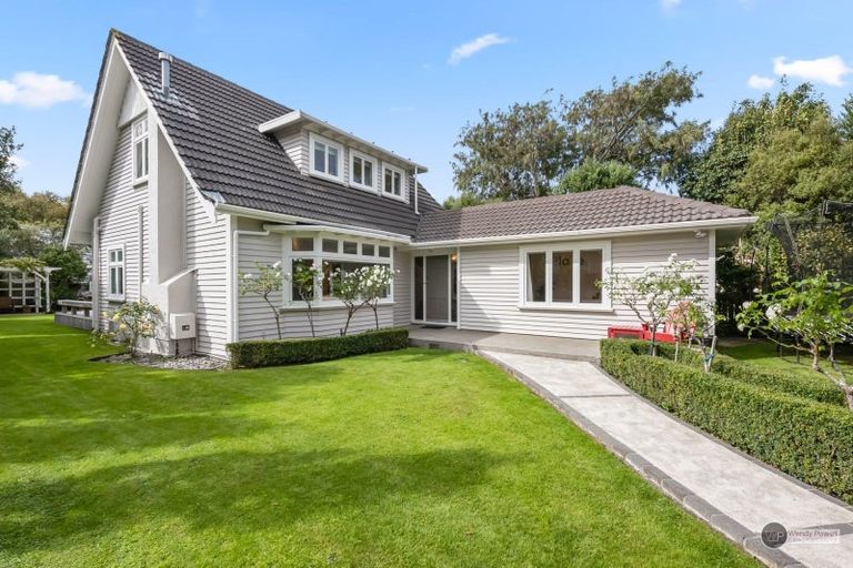 Photo of property in 2 Rangiora Street, Woburn, Lower Hutt, 5010