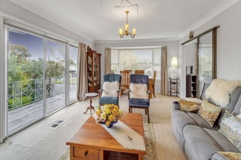 Photo of property in 57 Kent Lodge Avenue, Avonhead, Christchurch, 8042