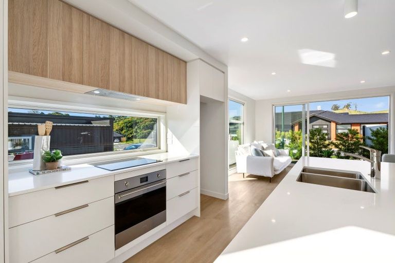 Photo of property in 261 Adler Drive, Ohauiti, Tauranga, 3112