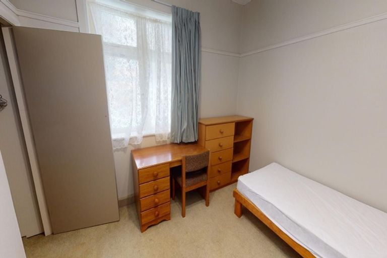 Photo of property in 77 Ruahine Street, Roslyn, Palmerston North, 4414