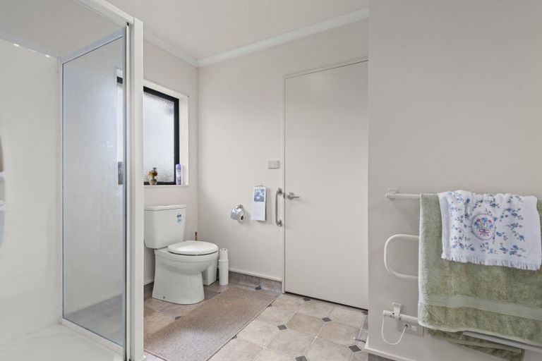 Photo of property in 11 Barnett Drive, Marton, 4710