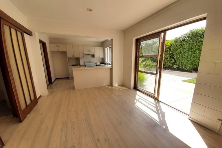 Photo of property in 2/57 Killarney Street, Takapuna, Auckland, 0622