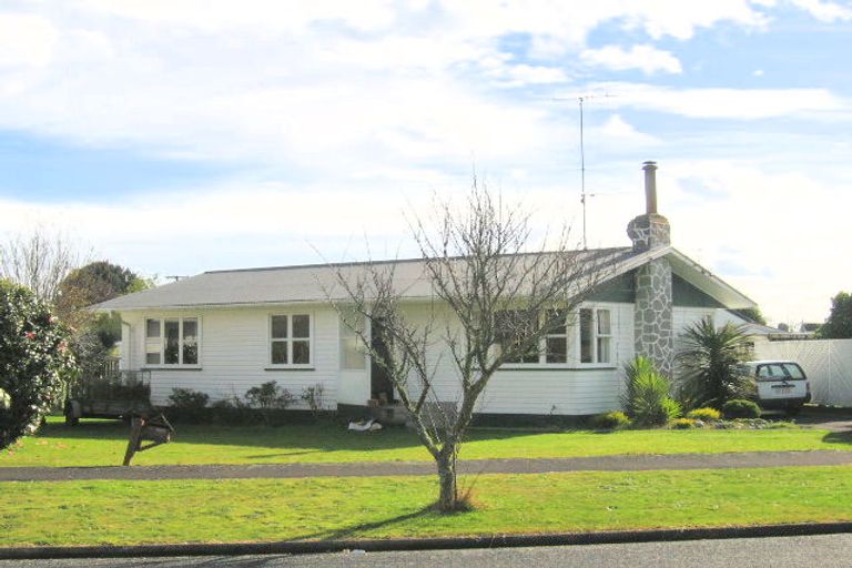 Photo of property in 42 Irvine Street, Frankton, Hamilton, 3204