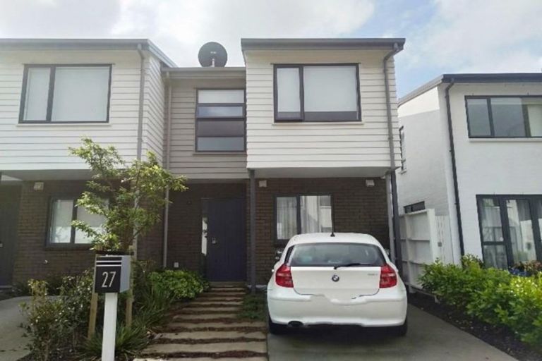 Photo of property in 27 Komanawa Lane, Mount Wellington, Auckland, 1062