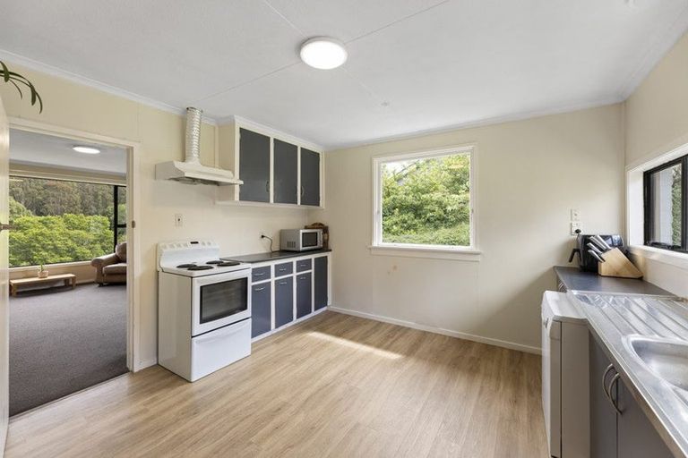 Photo of property in 485 Kaikorai Valley Road, Bradford, Dunedin, 9011