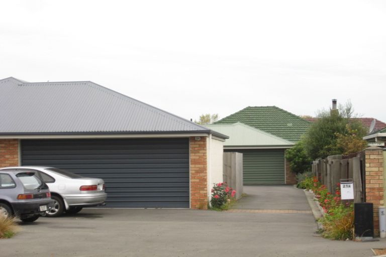 Photo of property in 21 Curletts Road, Sockburn, Christchurch, 8042
