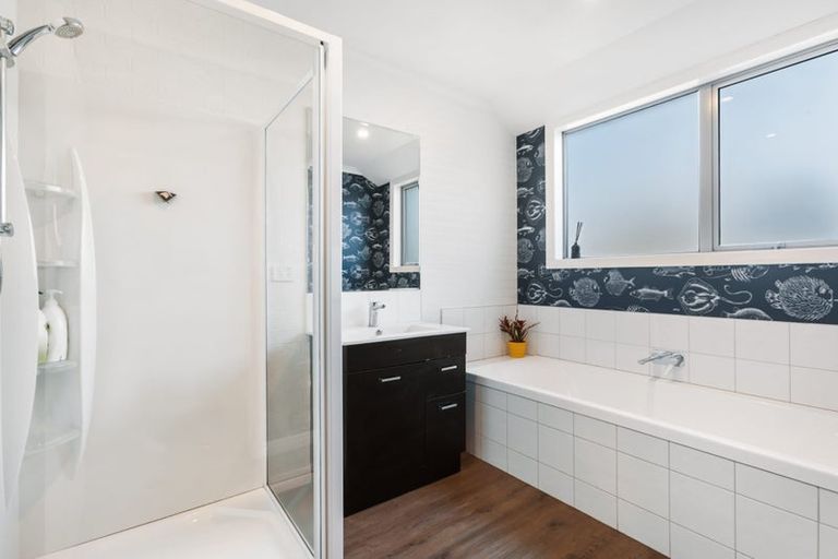 Photo of property in 20 Perriam Place, Mount Pisa, Cromwell, 9383