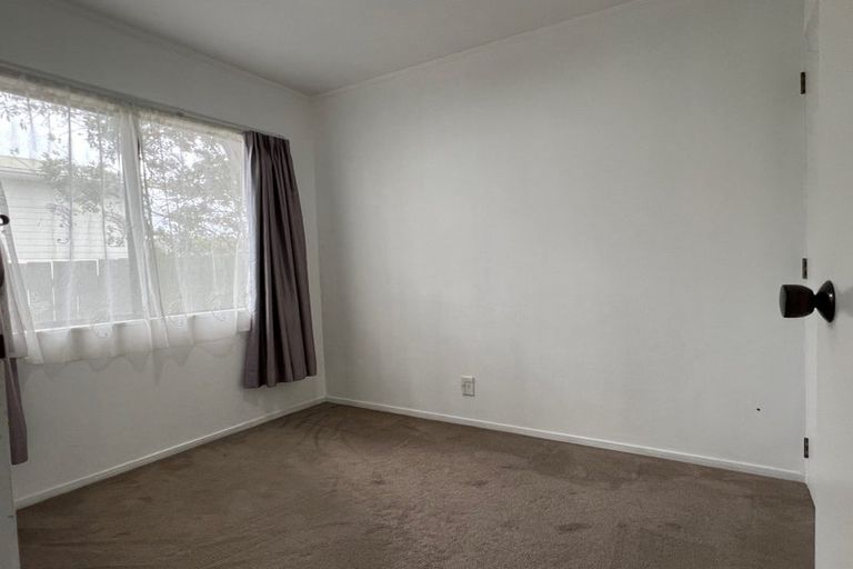 Photo of property in 3/11 Fruitvale Road, New Lynn, Auckland, 0600