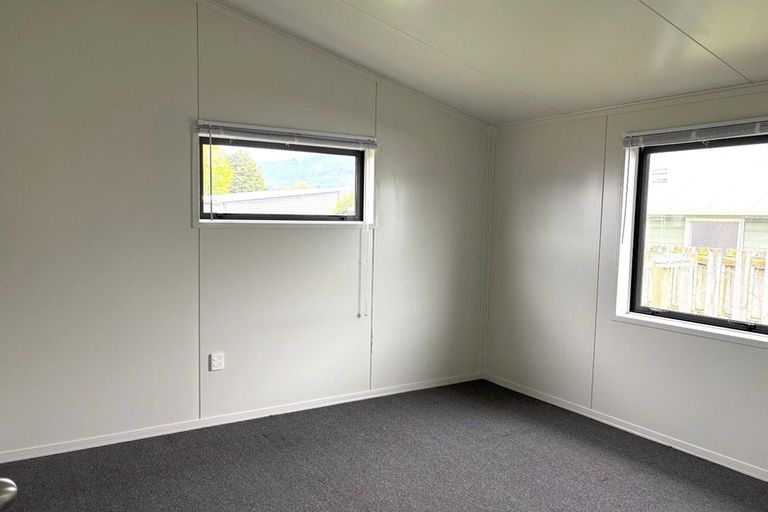 Photo of property in 37 Te Iwiheke Place, Turangi, 3334