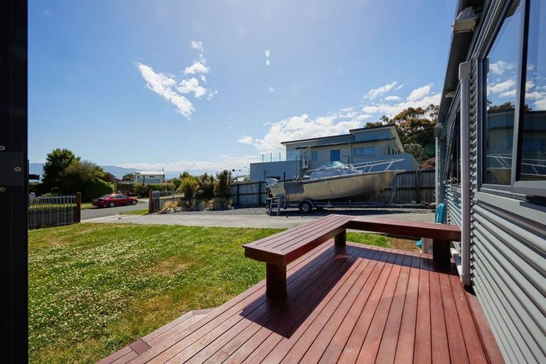 Photo of property in 48 Kotare Place, South Bay, Kaikoura, 7300
