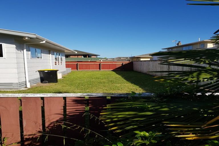 Photo of property in 1 Trolove Place, Stoke, Nelson, 7011