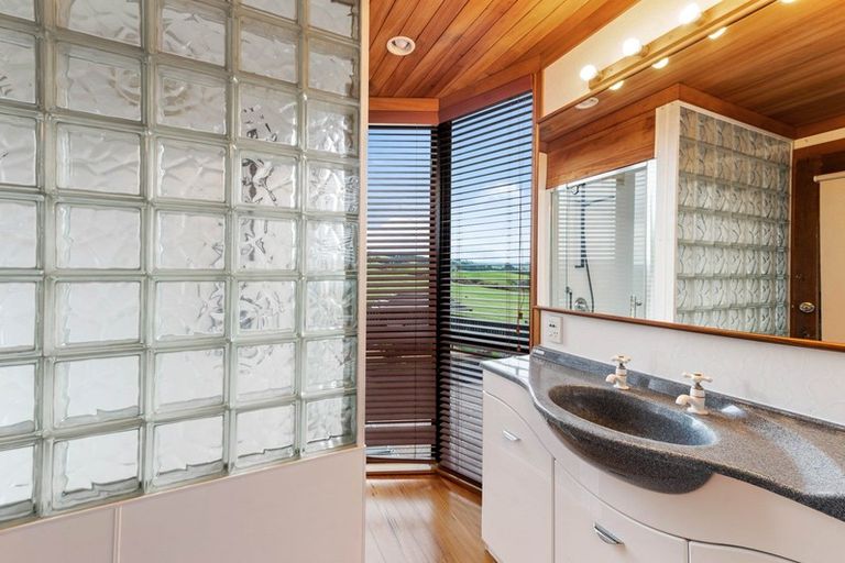 Photo of property in 24 Exeter Place, Tihiotonga, Rotorua, 3015