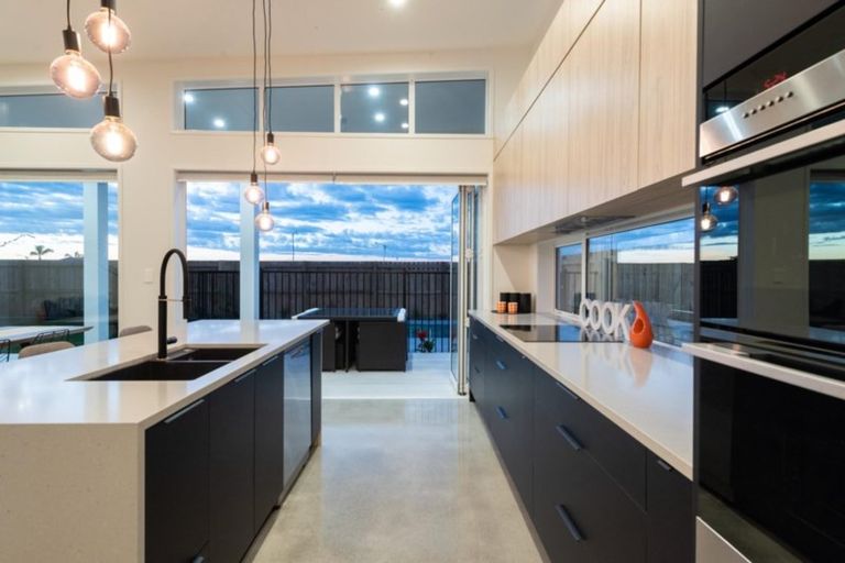 Photo of property in 41 Montiicola Drive, Papamoa Beach, Papamoa, 3118