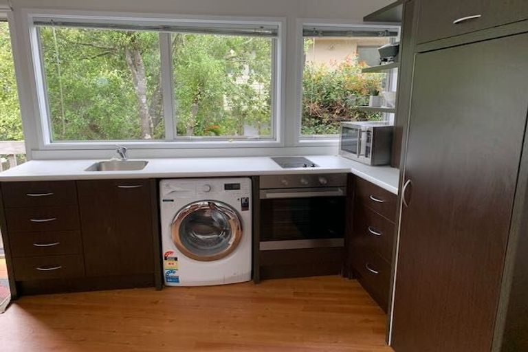 Photo of property in 6 Beresford Street, Bayswater, Auckland, 0622