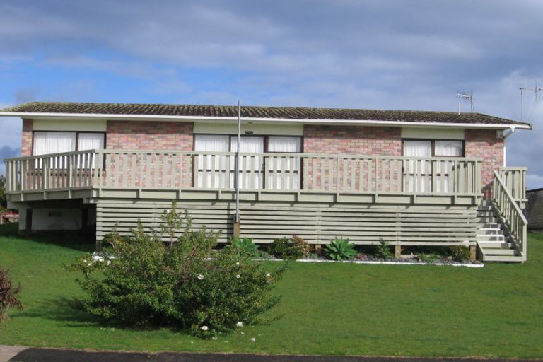Photo of property in 5 Winderton Way, Pauanui, Hikuai, 3579
