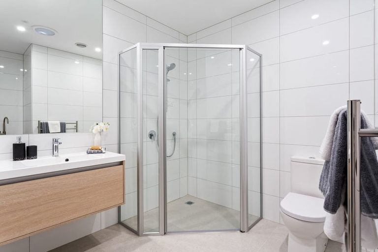 Photo of property in 15 Periko Way, Takanini, 2112