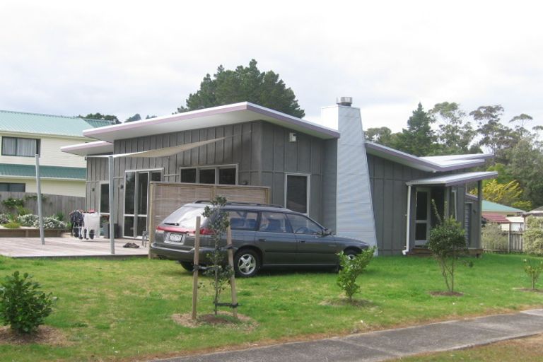 Photo of property in 123 Puriri Place, Matarangi, Whitianga, 3592