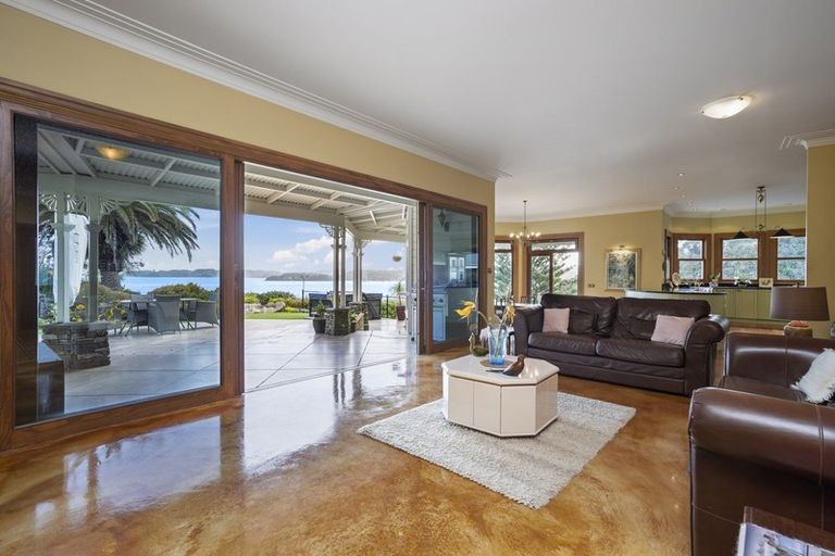 Photo of property in 2 Paihia Road, Paihia, 0200