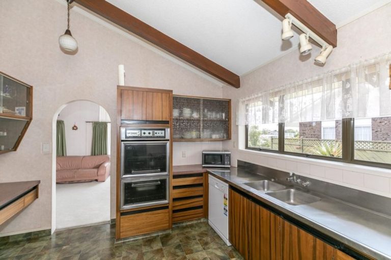 Photo of property in 13 Leyton Place, Nawton, Hamilton, 3200