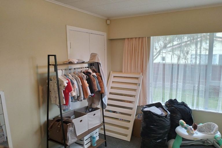 Photo of property in 11a Waddington Drive, Naenae, Lower Hutt, 5011