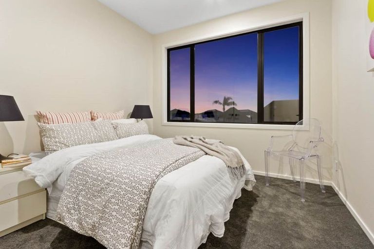 Photo of property in 1 Turbine Way, Hobsonville, Auckland, 0616