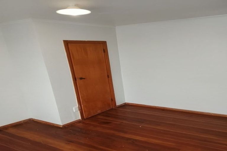 Photo of property in 73-75a Hereford Street, Cannons Creek, Porirua, 5024