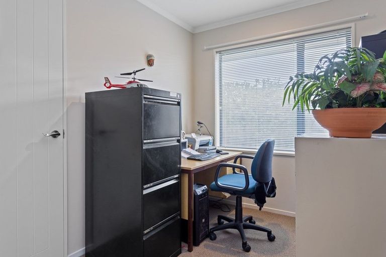 Photo of property in 6 Yellowlees Drive, Kaiapoi, 7630