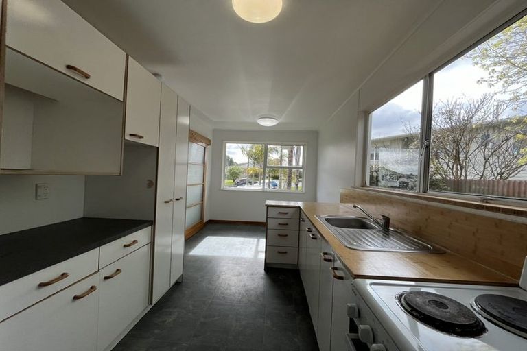 Photo of property in 32 Powrie Street, Glenfield, Auckland, 0629