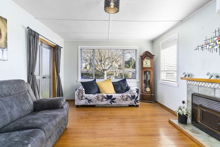 Photo of property in 15a Queen Road, Bellevue, Tauranga, 3110