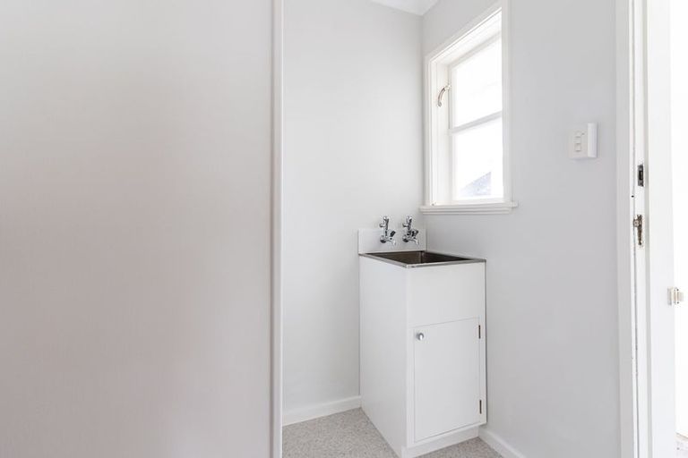 Photo of property in 22 Moheke Avenue, Roslyn, Palmerston North, 4414