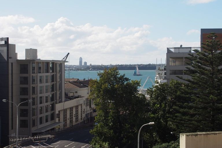 Photo of property in Dunningham City Apartments, 4b/20 Wolfe Street, Auckland Central, Auckland, 1010