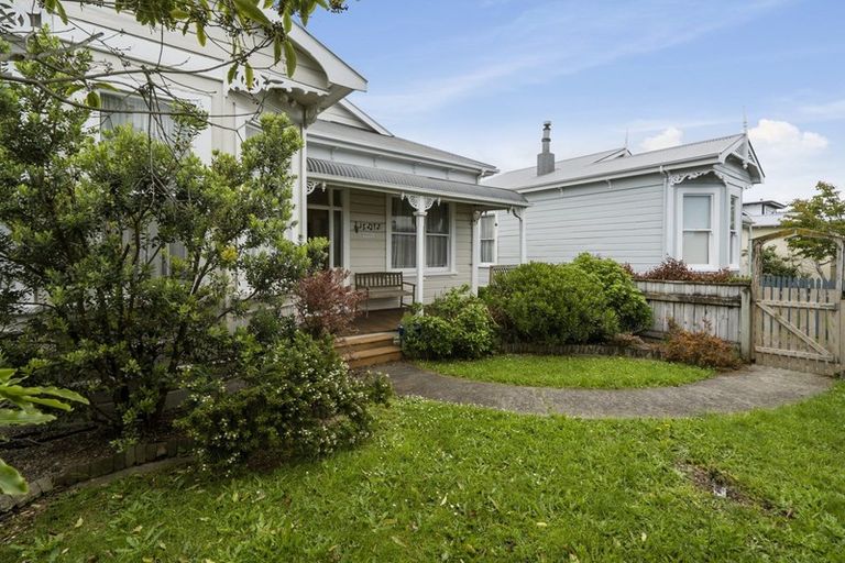 Photo of property in 17 Waldegrave Street, Palmerston North, 4410