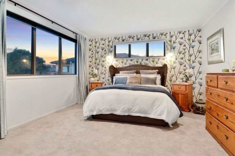 Photo of property in 250 Schnapper Rock Road, Schnapper Rock, Auckland, 0632