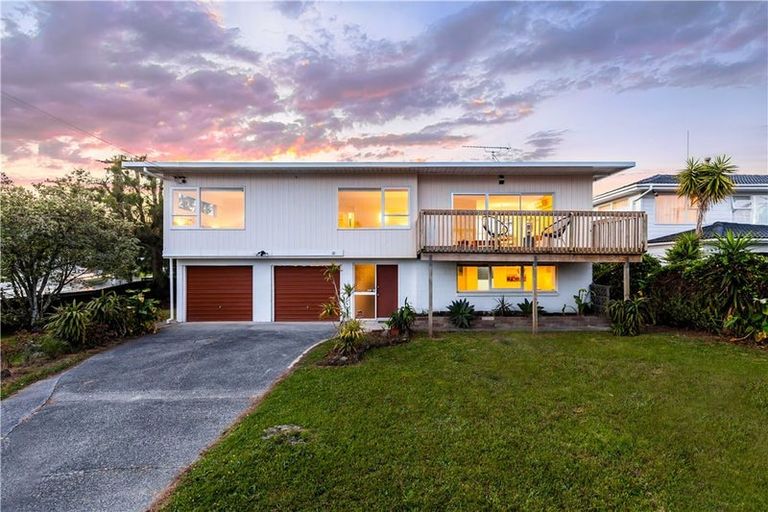 Photo of property in 59 Gordon Avenue, Forrest Hill, Auckland, 0620