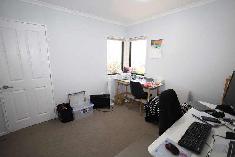 Photo of property in 11 Ballintoy Park Drive, Welcome Bay, Tauranga, 3175