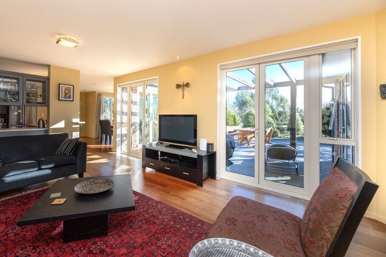 Photo of property in 62 Windsor Drive, Kirwee, Darfield, 7571