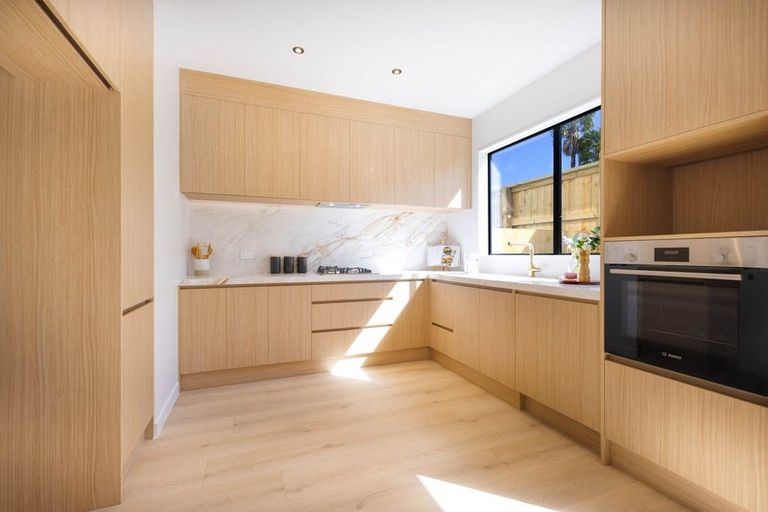 Photo of property in 4/59 Howe Street, Howick, Auckland, 2014