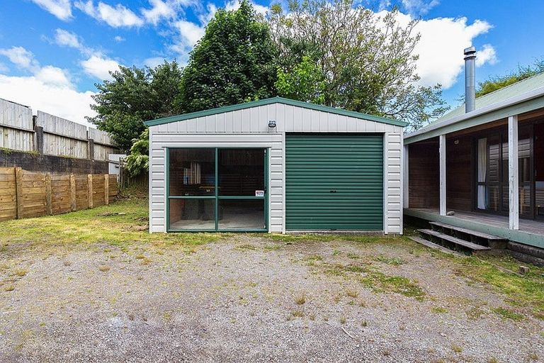 Photo of property in 43a Thomas Crescent, Western Heights, Rotorua, 3015