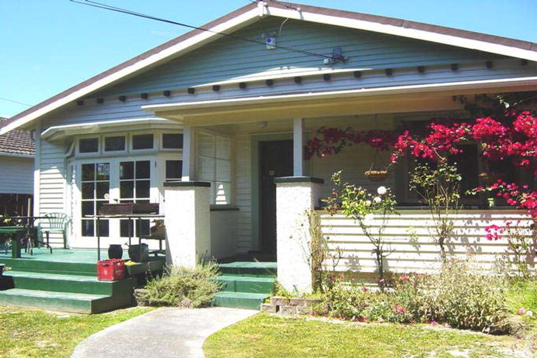 Photo of property in 24 Trafalgar Street, Waiwhetu, Lower Hutt, 5010