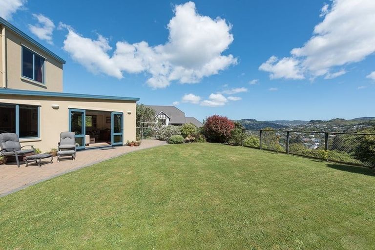 Photo of property in 9 Ridvan Grove, Ngaio, Wellington, 6035