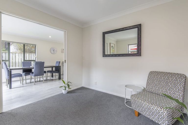 Photo of property in 203 Westchester Drive, Churton Park, Wellington, 6037