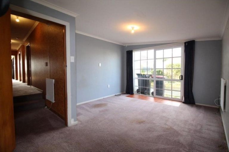 Photo of property in 33 Highfield Terrace, Newfield, Invercargill, 9812