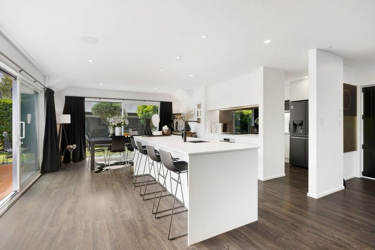 Photo of property in 5a Staveley Street, Avonhead, Christchurch, 8042