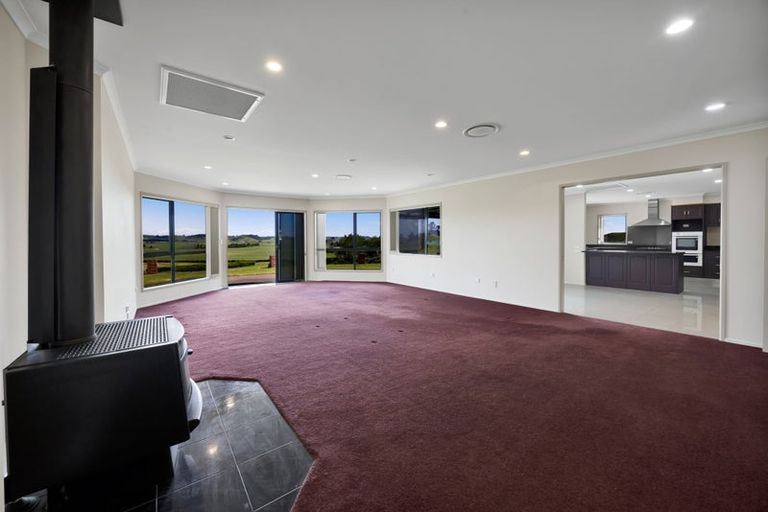 Photo of property in 801 Bird Road, Pukengahu, Stratford, 4393